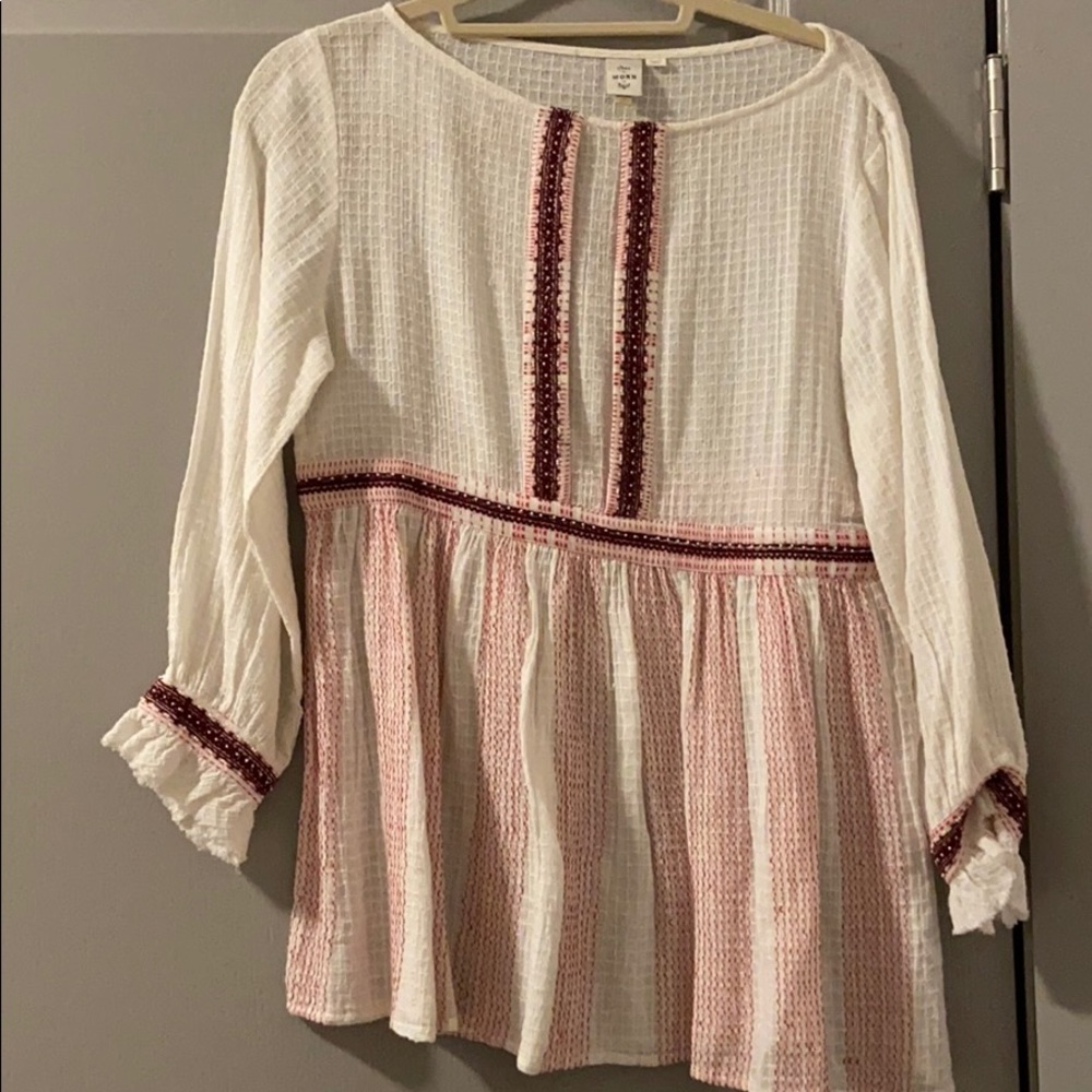 Adorable long sleeve detailed top! Anthropology!